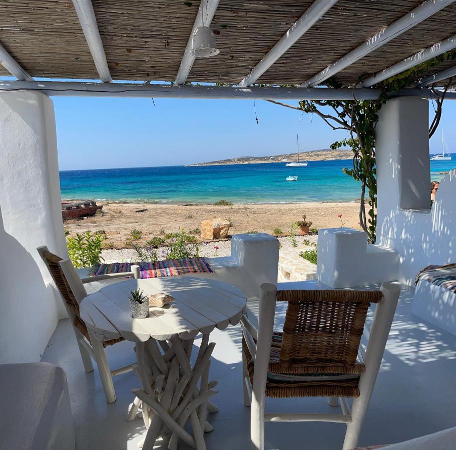 Palio Karnagio παλιό καρνάγιο Apartment