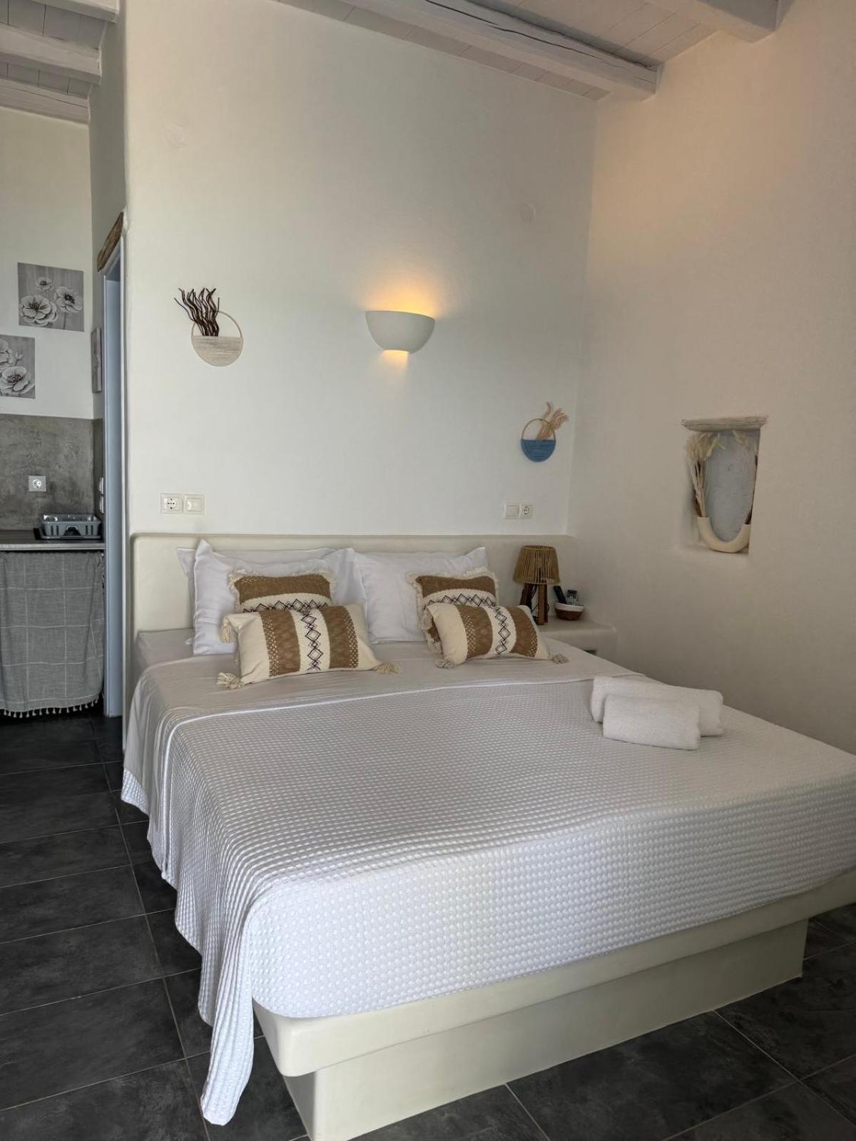 Apartment Palio Karnagio παλιό καρνάγιο *