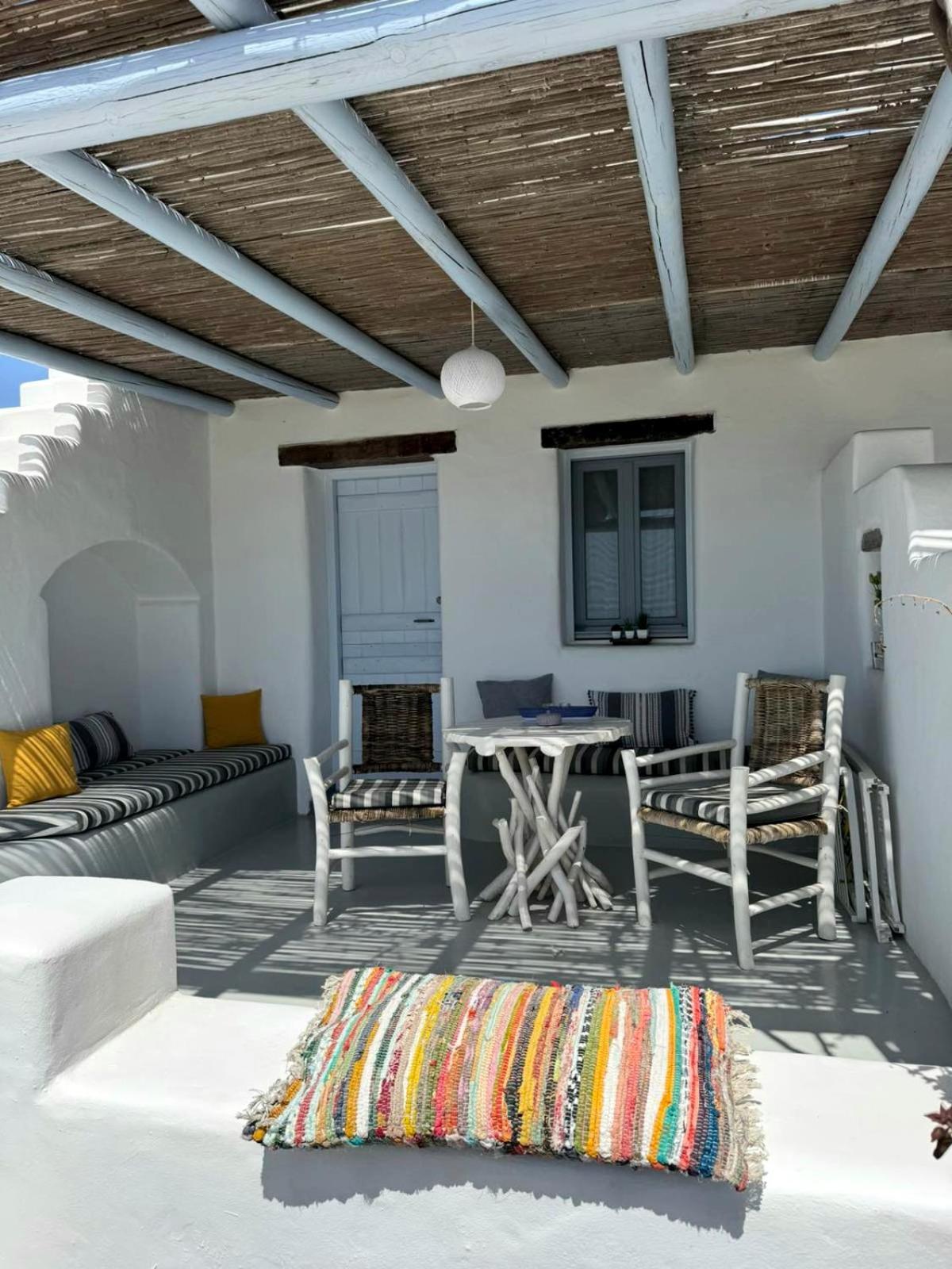 Palio Karnagio παλιό καρνάγιο Apartment