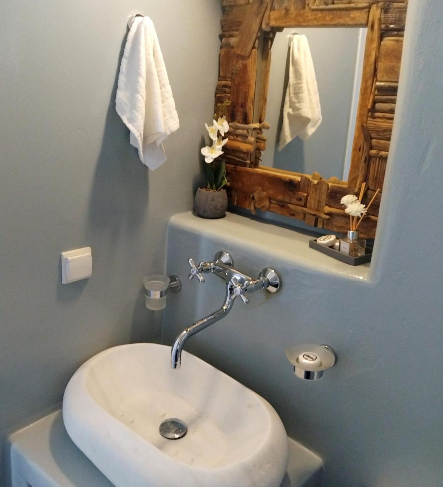 Apartment Palio Karnagio παλιό καρνάγιο